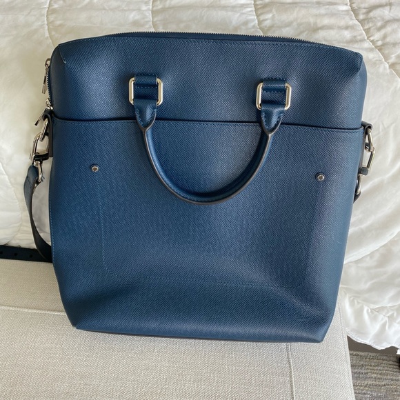 Louis Vuitton Handbags - Louis Vuitton Laptop Bag